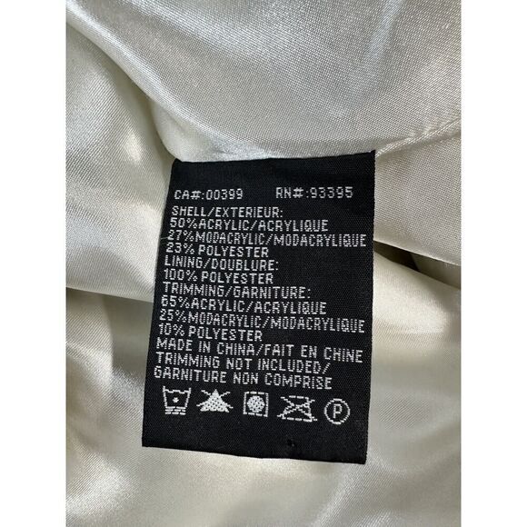 Hannah by Mar Lo White Faux Fur Hooded Coat Size Large - Picture 12 of 13